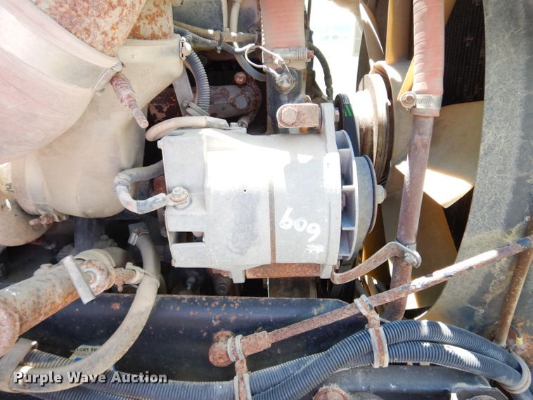 image for item DF4179 1996 Kenworth T400B  semi truck