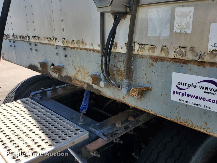 image for item DF8939 1997 Wabash SA-102FF dry van trailer
