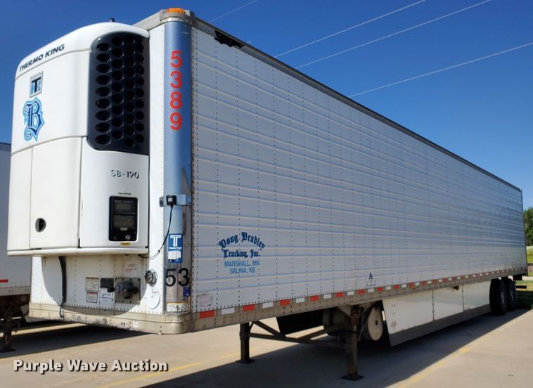 image for item DF8962 2004 Great Dane refrigerated van trailer