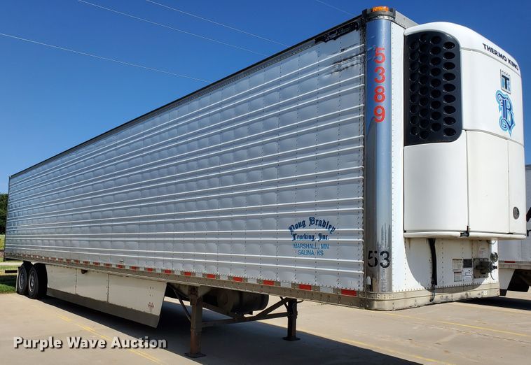 image for item DF8962 2004 Great Dane refrigerated van trailer