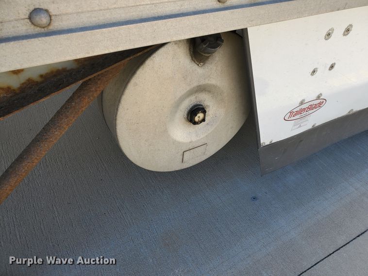 image for item DF8962 2004 Great Dane refrigerated van trailer