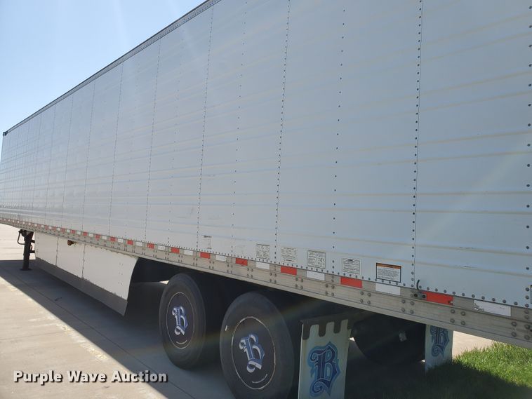 image for item DF8962 2004 Great Dane refrigerated van trailer