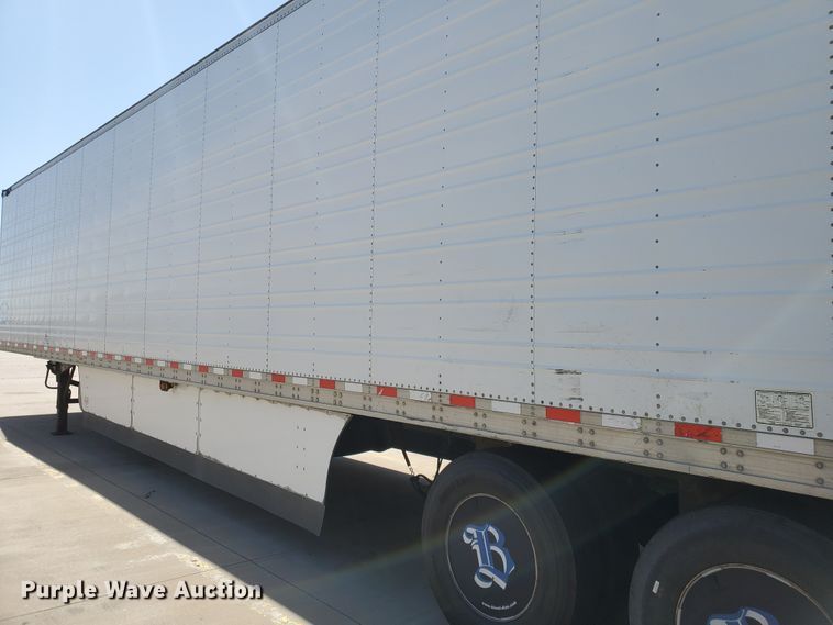 image for item DF8962 2004 Great Dane refrigerated van trailer
