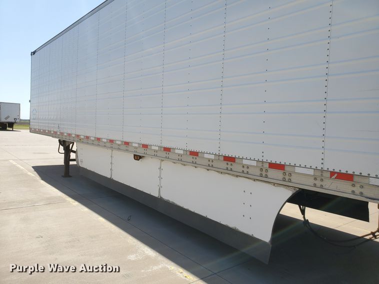 image for item DF8962 2004 Great Dane refrigerated van trailer