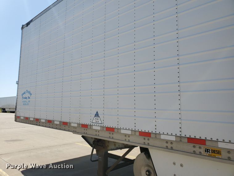 image for item DF8962 2004 Great Dane refrigerated van trailer