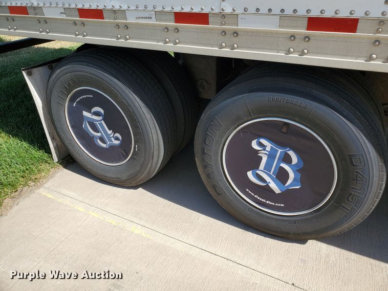 image for item DF8962 2004 Great Dane refrigerated van trailer