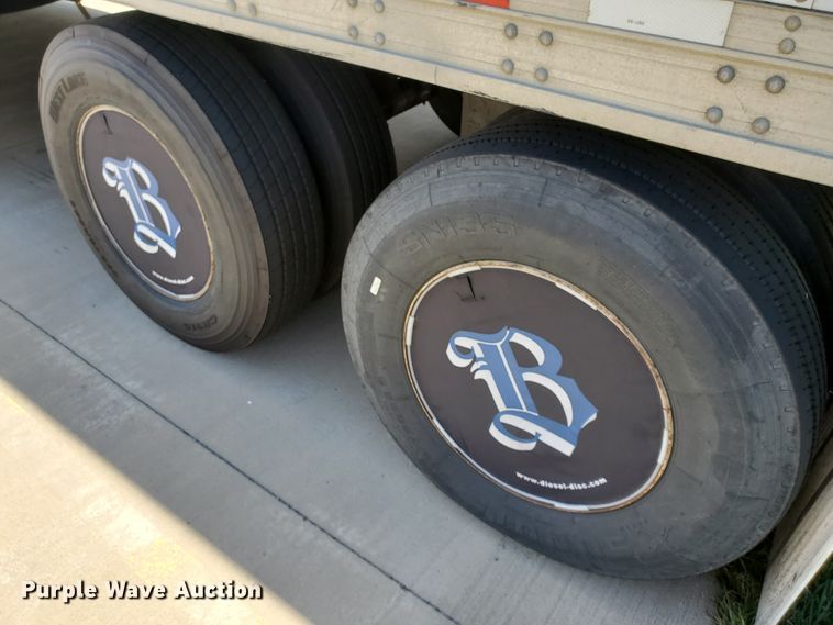 image for item DF8962 2004 Great Dane refrigerated van trailer