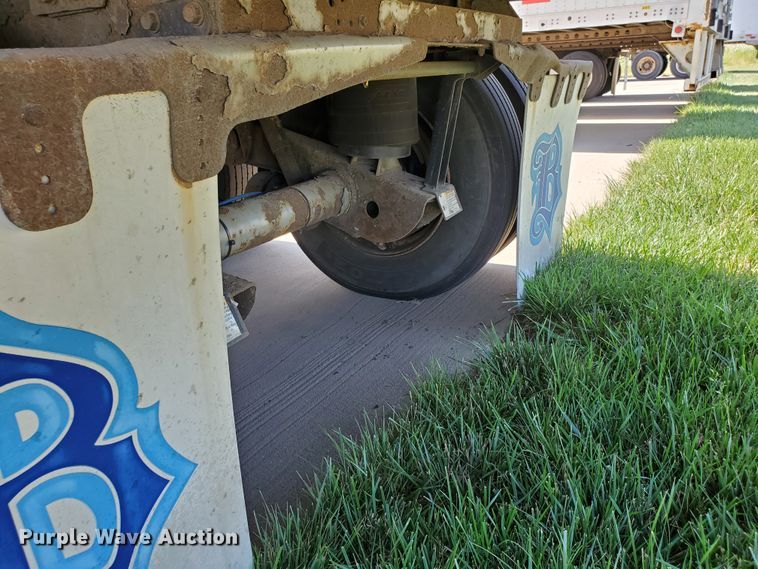 image for item DF8962 2004 Great Dane refrigerated van trailer