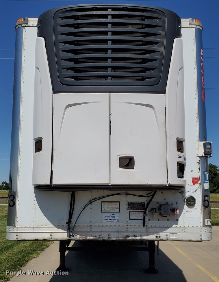 image for item DF8963 2004 Great Dane 8711TZ-1A53 refrigerated van trailer