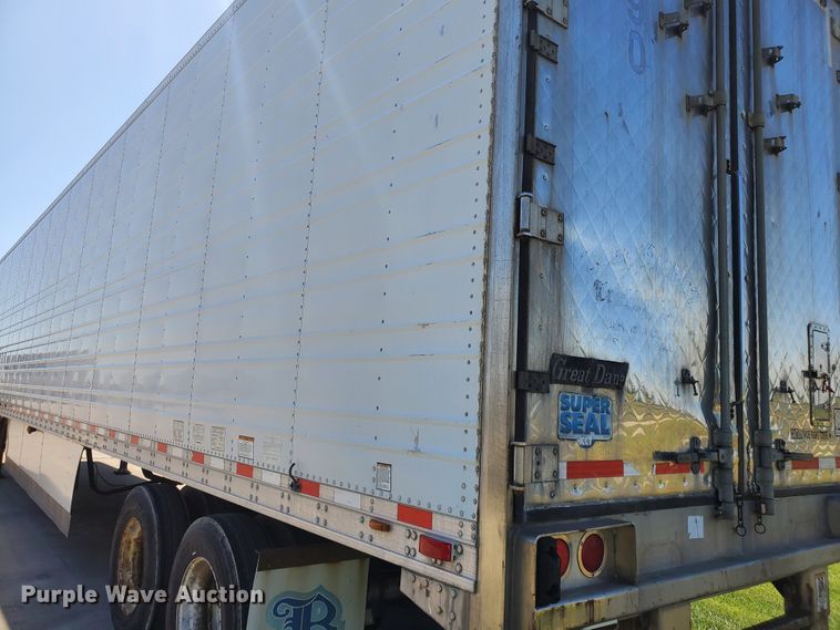 image for item DF8963 2004 Great Dane 8711TZ-1A53 refrigerated van trailer