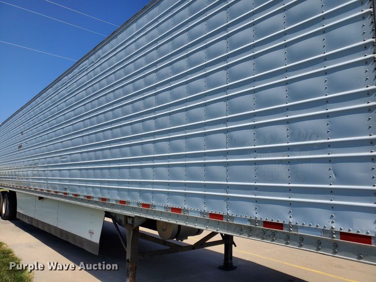 image for item DF8963 2004 Great Dane 8711TZ-1A53 refrigerated van trailer