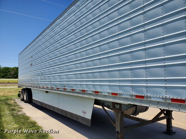 image for item DF8963 2004 Great Dane 8711TZ-1A53 refrigerated van trailer
