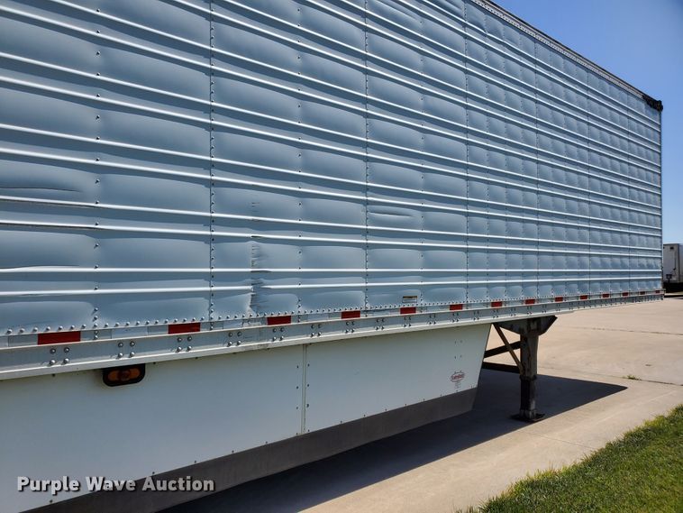 image for item DF8963 2004 Great Dane 8711TZ-1A53 refrigerated van trailer