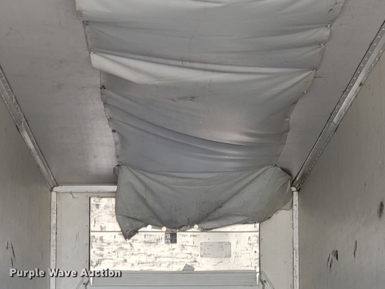 image for item DF8963 2004 Great Dane 8711TZ-1A53 refrigerated van trailer