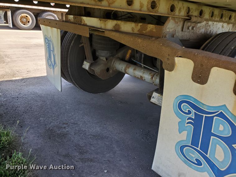 image for item DF8963 2004 Great Dane 8711TZ-1A53 refrigerated van trailer