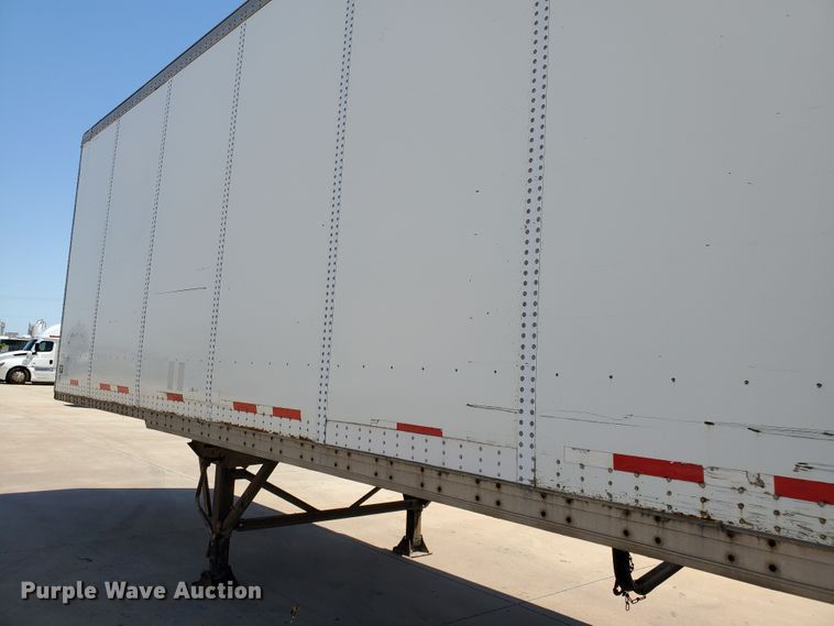 image for item DF8964 2000 Wabash dry van trailer