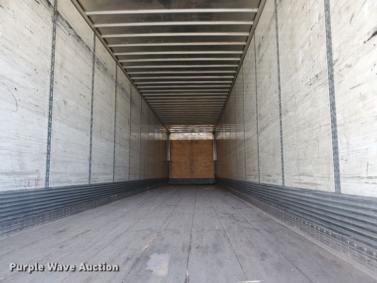 image for item DF8964 2000 Wabash dry van trailer