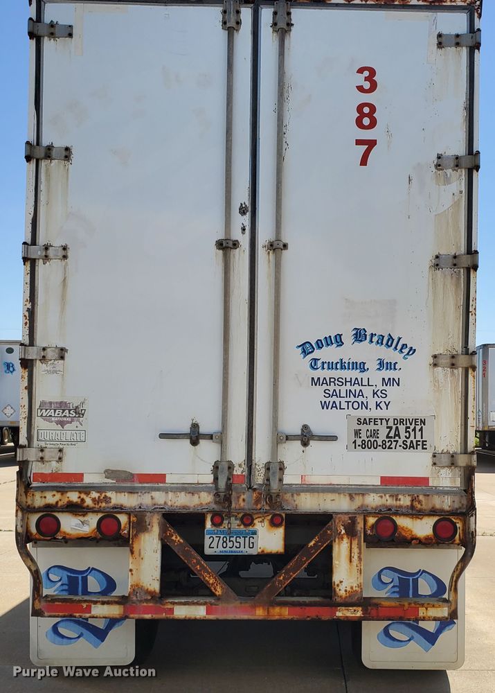 image for item DF8966 1999 Wabash dry van trailer