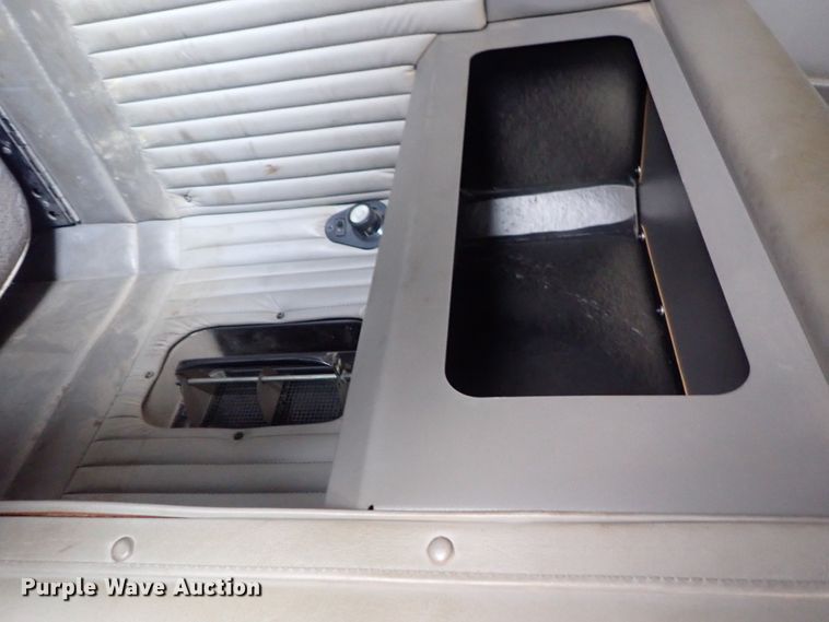 image for item DG2236 2007 Kenworth T800B  semi truck