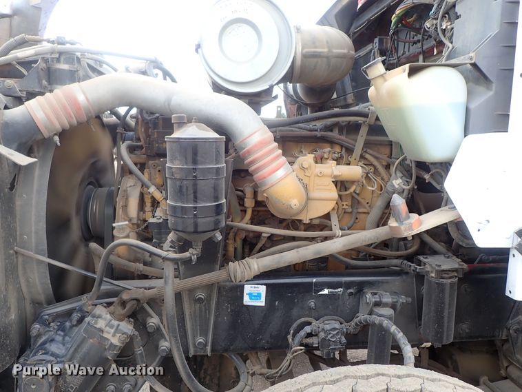 image for item DG2236 2007 Kenworth T800B  semi truck