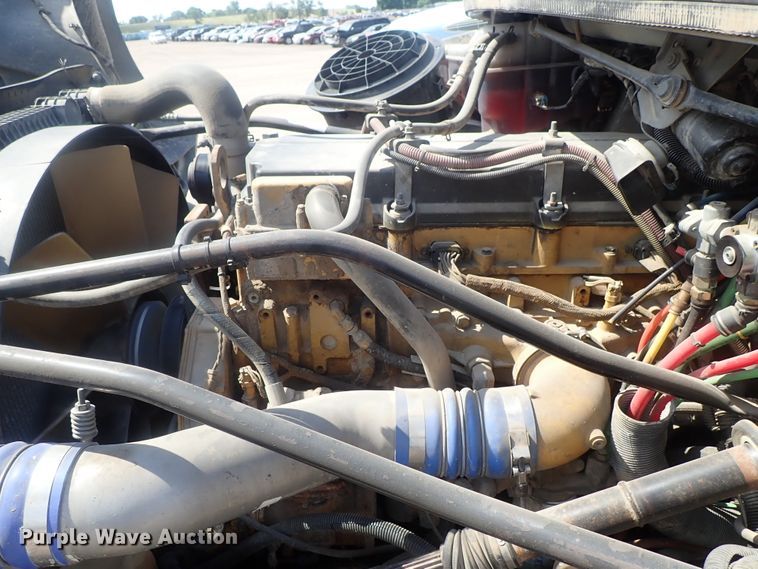 image for item DG2237 2006 Freightliner Business Class M2  semi truck