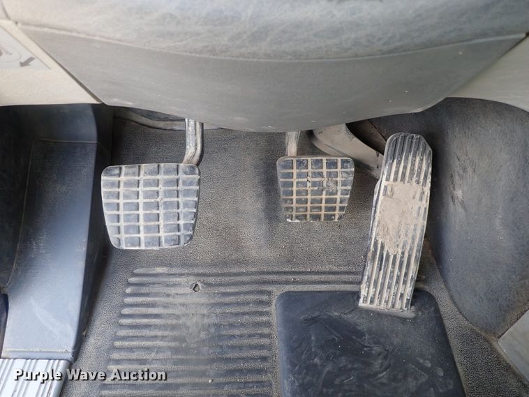 image for item DG2238 2006 Freightliner Century Class  semi truck