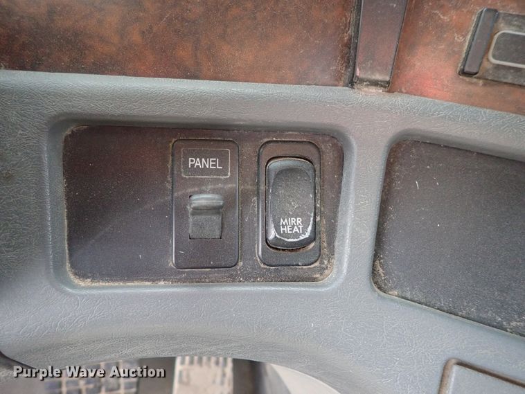 image for item DG2238 2006 Freightliner Century Class  semi truck