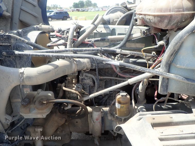 image for item DG2238 2006 Freightliner Century Class  semi truck