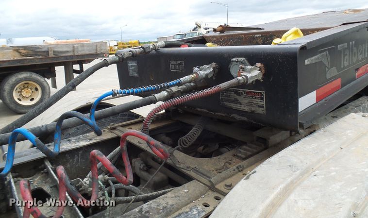 image for item DG5689 1998 Talbert T3DW-50SA-HRG-1-T1 lowboy equipment trailer