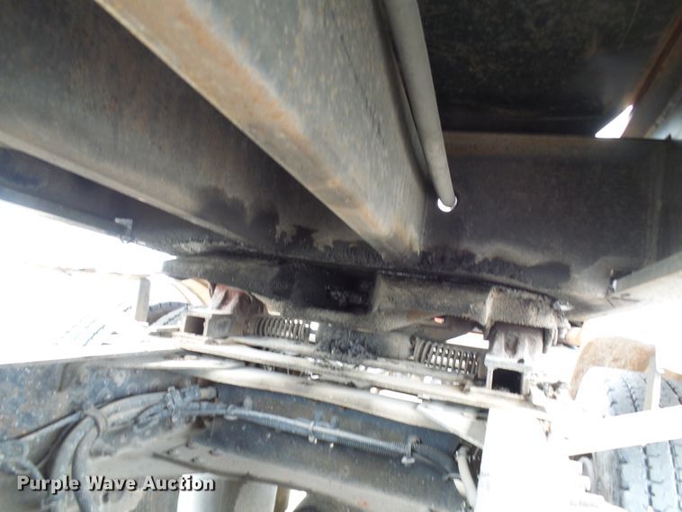 image for item DG5689 1998 Talbert T3DW-50SA-HRG-1-T1 lowboy equipment trailer