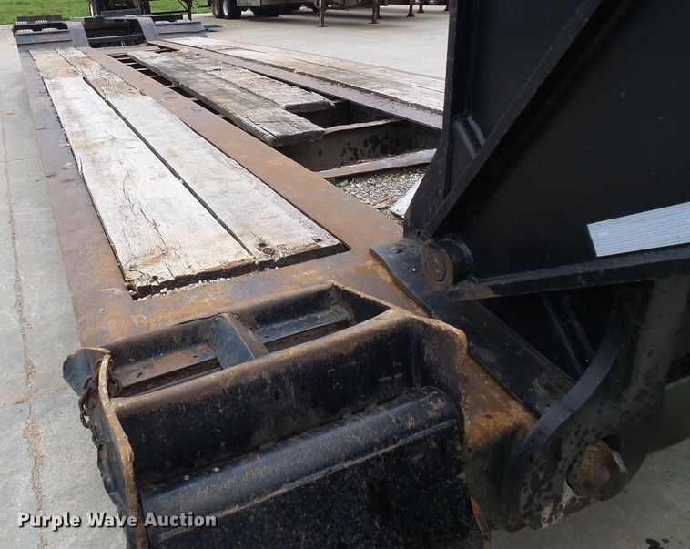 image for item DG5689 1998 Talbert T3DW-50SA-HRG-1-T1 lowboy equipment trailer