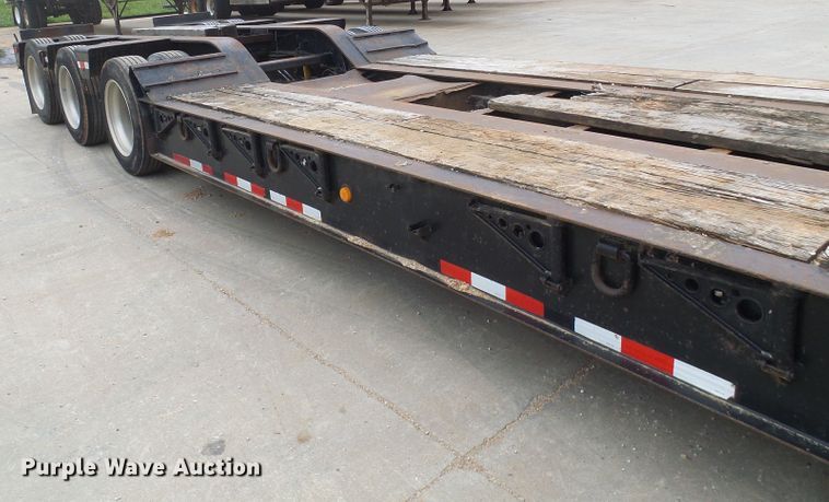 image for item DG5689 1998 Talbert T3DW-50SA-HRG-1-T1 lowboy equipment trailer