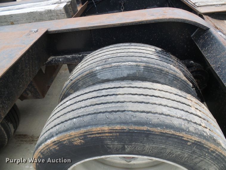 image for item DG5689 1998 Talbert T3DW-50SA-HRG-1-T1 lowboy equipment trailer