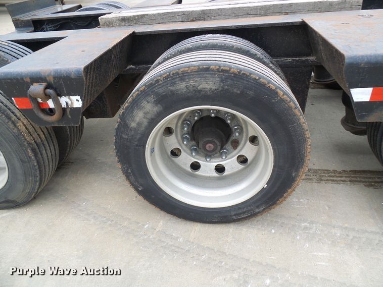 image for item DG5689 1998 Talbert T3DW-50SA-HRG-1-T1 lowboy equipment trailer