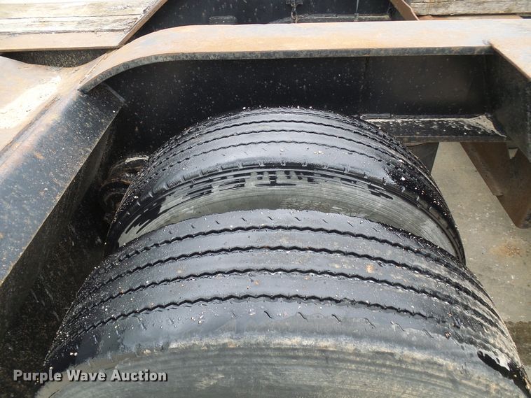 image for item DG5689 1998 Talbert T3DW-50SA-HRG-1-T1 lowboy equipment trailer