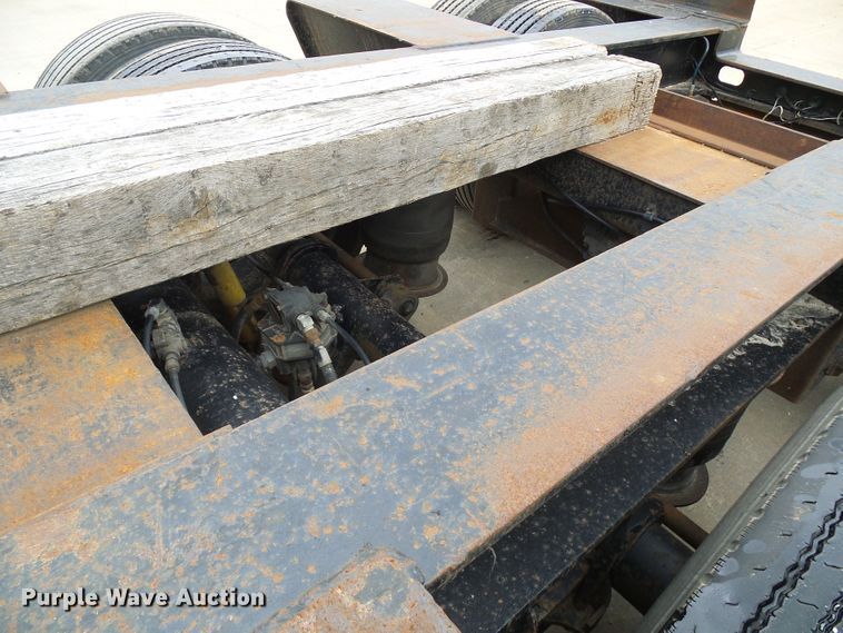 image for item DG5689 1998 Talbert T3DW-50SA-HRG-1-T1 lowboy equipment trailer