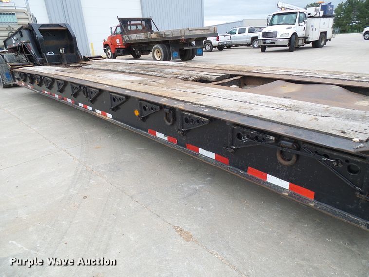 image for item DG5689 1998 Talbert T3DW-50SA-HRG-1-T1 lowboy equipment trailer