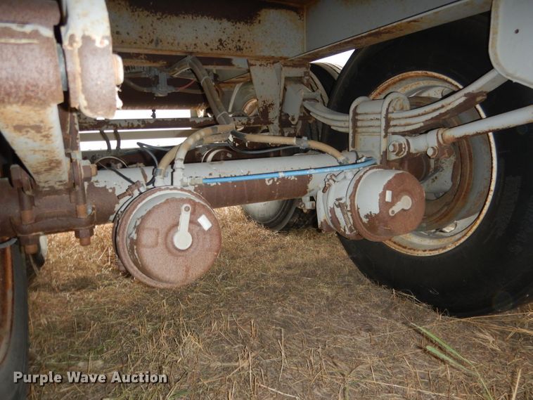 image for item DG5991 2008 Jet WO12402 double hopper bottom grain trailer