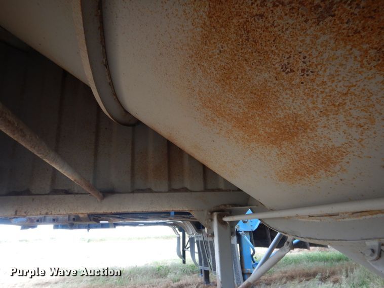 image for item DG5991 2008 Jet WO12402 double hopper bottom grain trailer