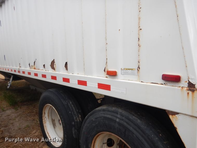 image for item DG5991 2008 Jet WO12402 double hopper bottom grain trailer
