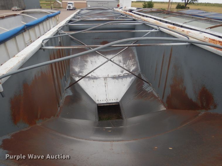 image for item DG5991 2008 Jet WO12402 double hopper bottom grain trailer