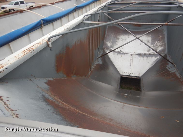 image for item DG5991 2008 Jet WO12402 double hopper bottom grain trailer