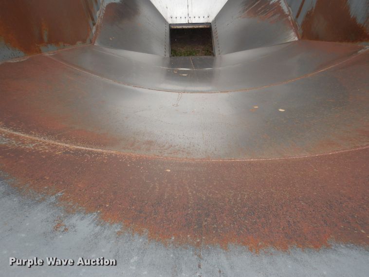 image for item DG5991 2008 Jet WO12402 double hopper bottom grain trailer