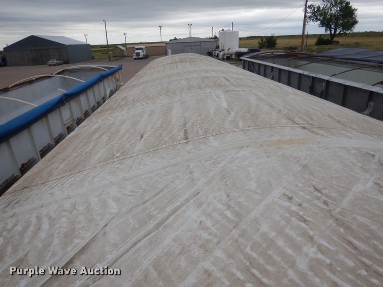 image for item DG5991 2008 Jet WO12402 double hopper bottom grain trailer