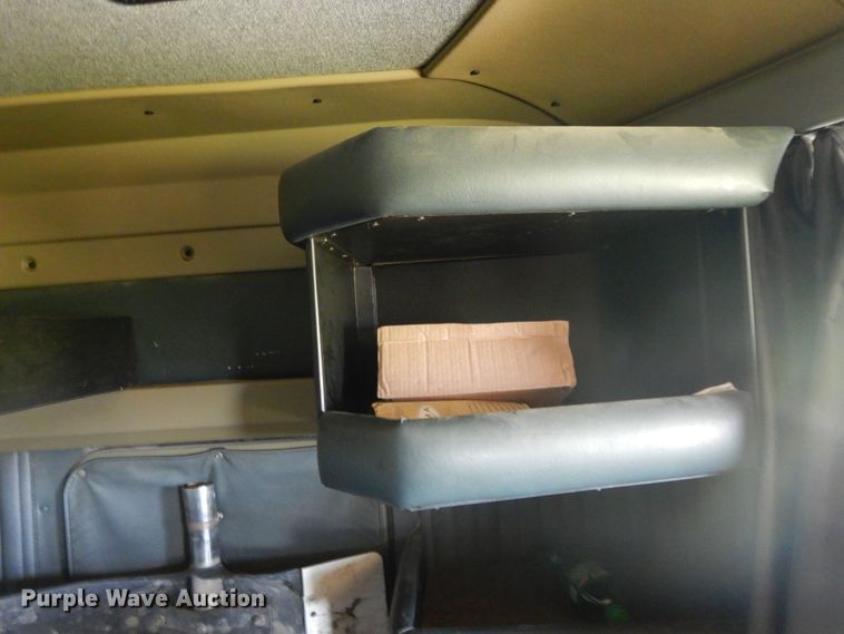 image for item DG7812 1997 Kenworth T600  semi truck