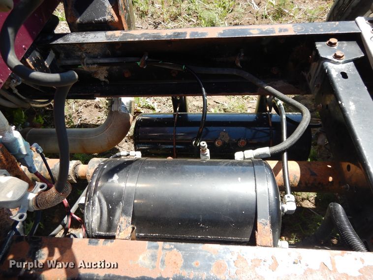 image for item DG7812 1997 Kenworth T600  semi truck