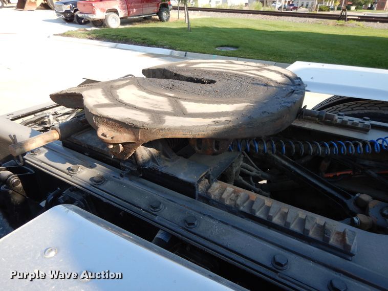 image for item DG7822 2006 Kenworth T800  semi truck