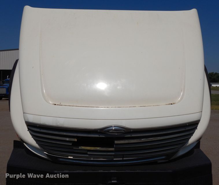image for item DG7831 1998 Ford Louisville  flatbed truck