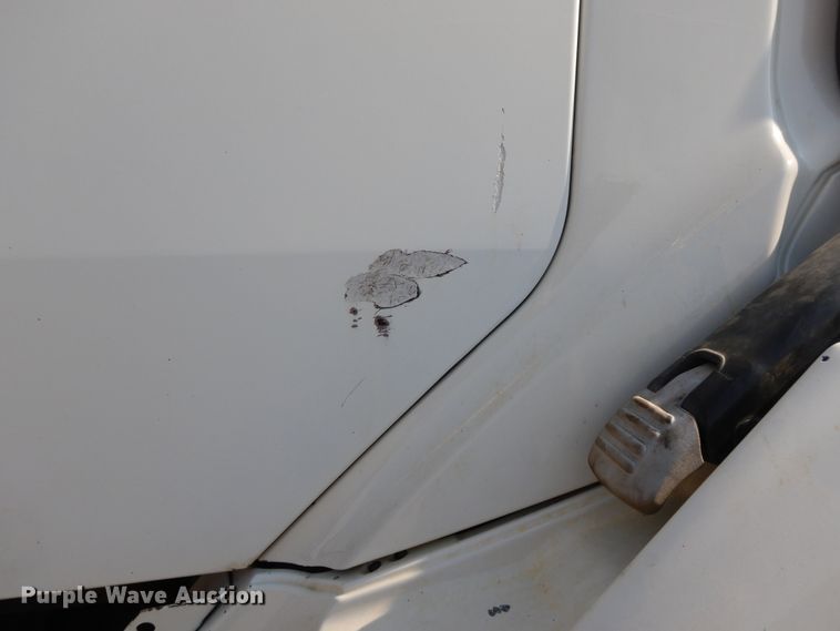 image for item DG7831 1998 Ford Louisville  flatbed truck