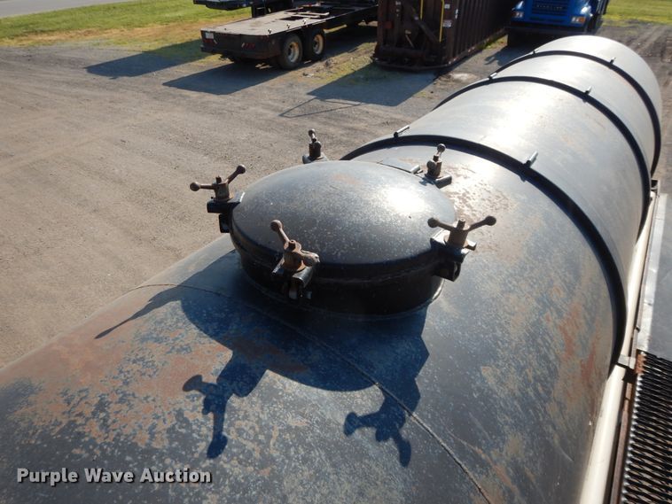 image for item DG7832 1979 Tiger tank trailer